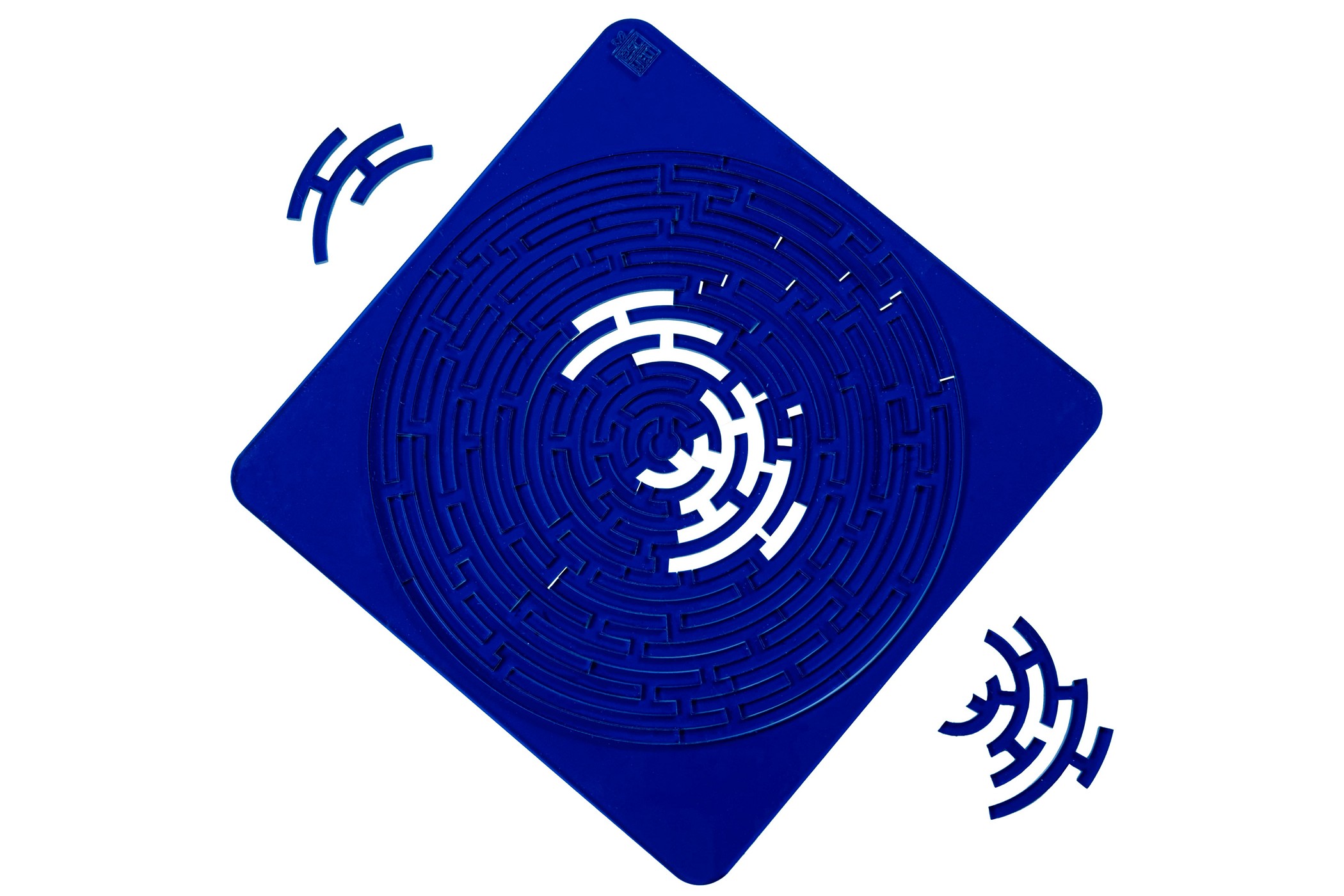 Images and photos of Puzzle: Colors TRIO. ESC WELT.